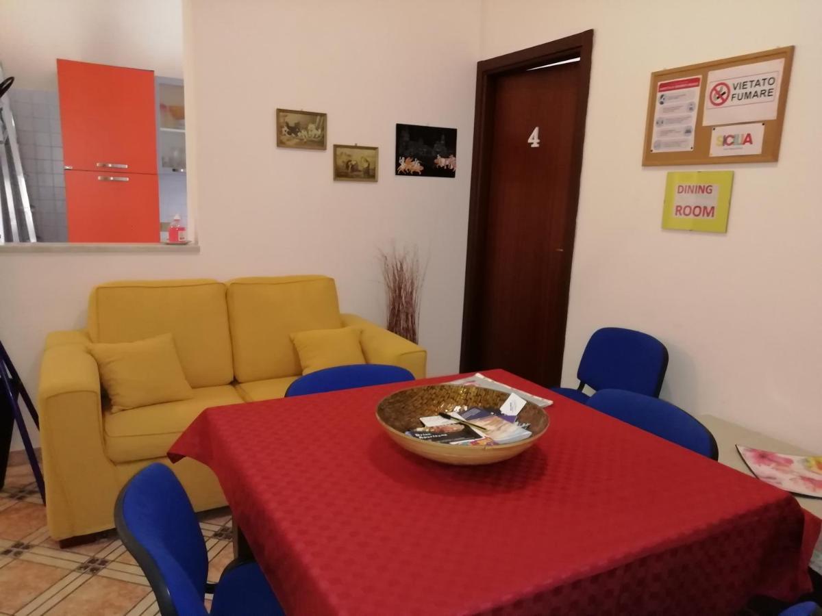 מלון פלרמו Casa Claudia מראה חיצוני תמונה